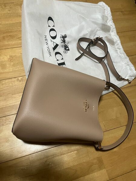 coach ショルダーバッグ　レザーハンドバッグ　ベージュ　ピンクベージュ