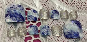 peti chip artificial nails foot nails marble nails blue nails summer nails 