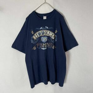 ギルダン　半袖プリントTシャツ　古着　XLサイズ　ネイビー　クルーネック