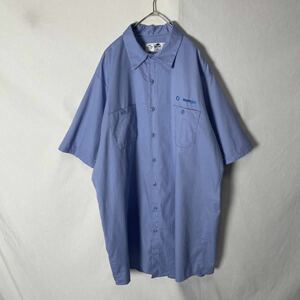 レッドキャップ　半袖ワークシャツ 古着　XL−SSLサイズ　ライトブルー　ヴィンテージ WORKWEAR 刺繍ロゴ