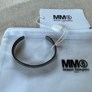 2新品 メゾンマルジェラ MM6 ブランドロゴ ブレスレット バングル ダークシルバー 23SS size 2 Maison Margiela 6レディース アクセサリー