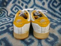 NIKE AIR FORCE 1 RETRO LOW 白黄 31cm US13 美品？ エア フォース １ ワン Ⅰ ロサンゼルス レイカーズ カラー Los Angeles Lakers NBA_画像4