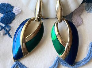 ヴィンテージ ** クラシカル エナメル イヤリング vintage earrings