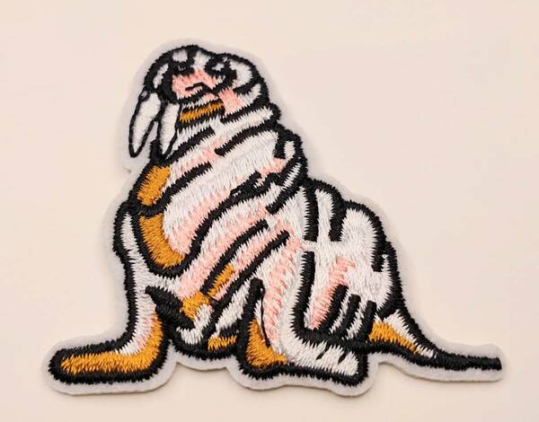 送料無料　セイウチ　アイロン　刺繍　ワッペン　いそべの生き物　海獣　アメリカン雑貨　スマアク