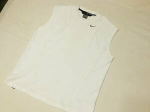 美品! NIKE ナイキ ノースリーブシャツ XL WHITE スウォッシュ刺繍 ワッフル ドライ速乾性ポリエステル100％ ジムトレーニング ランニング