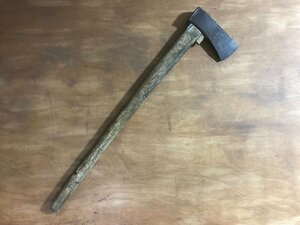 BA311 # including carriage # earth . axe hatchet . Tama ... firewood tenth branch cut both blade cutlery carpenter's tool tool old tool old .. outdoor blade width :7cm 1.9kg /.MA.