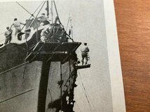 FF-5928 ■送料込■ 旧日本軍 海軍 軍艦生活の一日 外舷のお化粧 ペンキ 海 艦上 水兵 海兵 船 軍隊 戦争 絵葉書 写真 古写真/くNAら_画像5