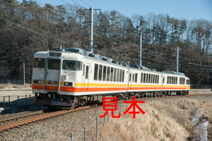 鉄道写真データ（JPEG）、00223828、フジサン特急、2000系（2002号編成）、富士急行、三つ峠〜寿、2014.01.23、（7360×4912）