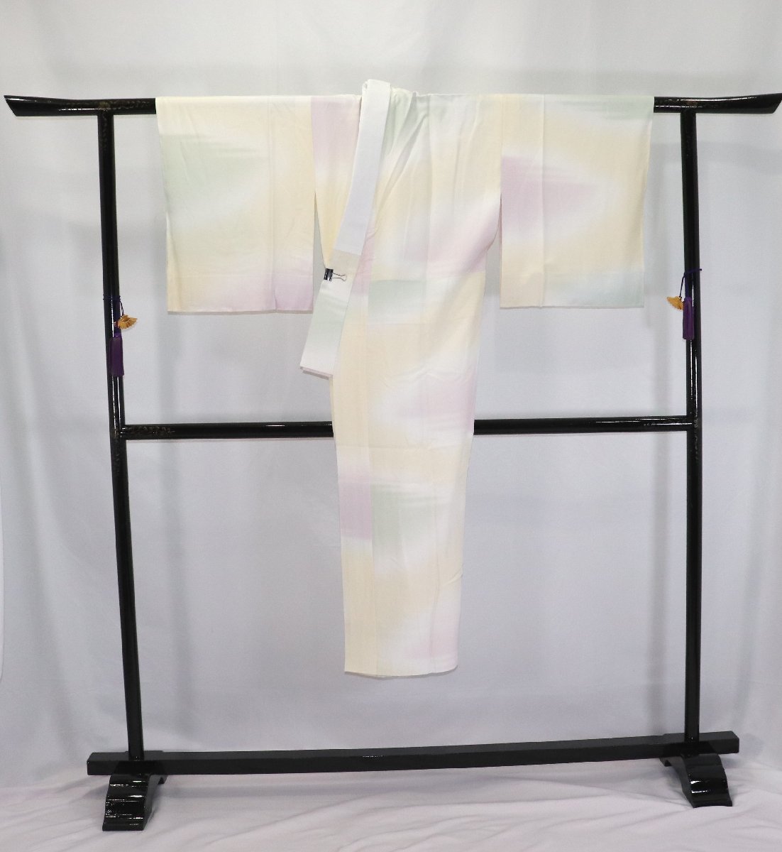 長襦袢/正絹/美品/ぼかし染め/黄色×若草色×紫/半衿付/衣紋抜付き/仕立