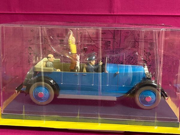 【Tintinタンタン車】TINTIN EN AMERIQUE LIMOUSINEパレードカー 1/24 新品です