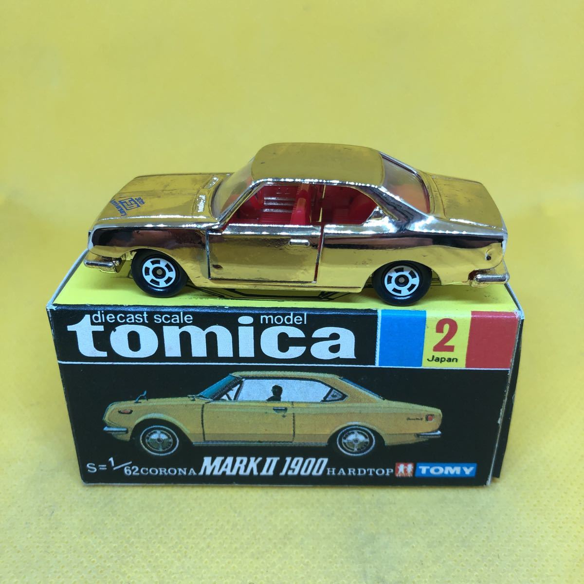 トミカ 中国製 黒箱 2 コロナ マークii 1900ハードトップ 当時物 絶版