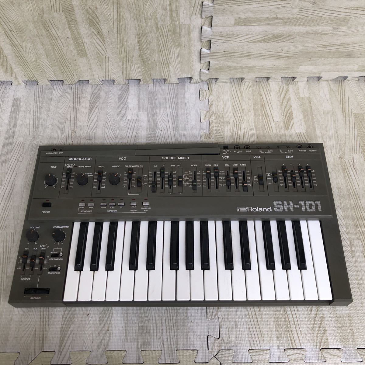 Yahoo!オークション -「roland sh101」(鍵盤楽器) (楽器、器材)の落札