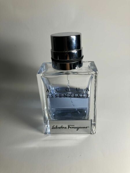 ★Salvatore Ferragamo ACQUA ESSENZIALE フェラガモ アクアエッセンツィアーレ 30ml