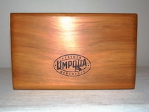 ***　Rare UMPQUA New Fly Box With ５0 Flies For Collectors ・ ホイットレー フライ ボックス　*** _画像3