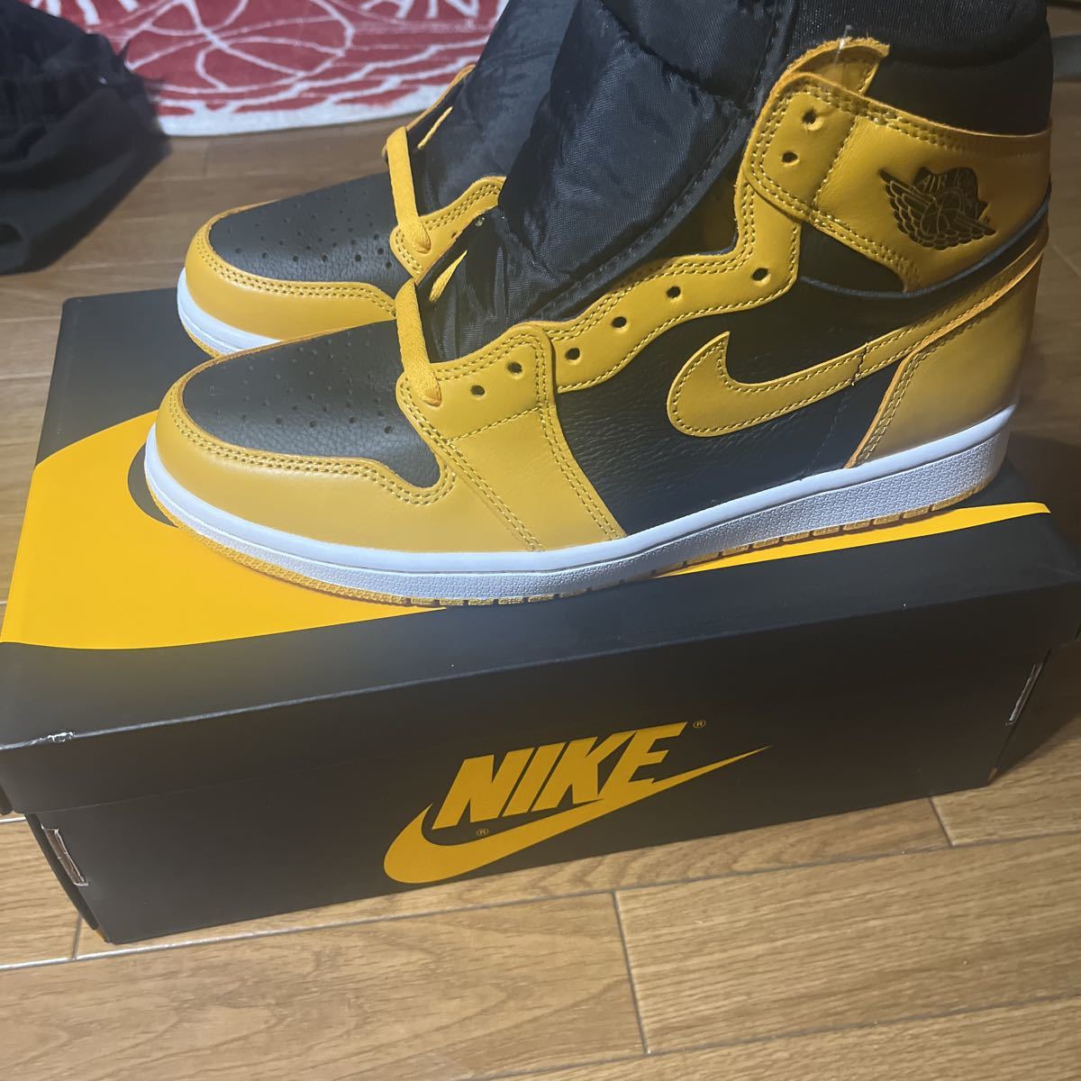 ヤフオク! -「nike air jordan 1 retro high og pollen」の落札相場