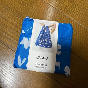 BAGGU STANDARD エコバッグ サンプリント　フラワー　フローラル　花　ブルー　ホワイト　白　青　バグー　スタンダード