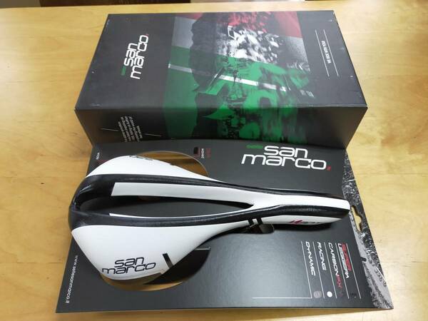 未使用レア　MANTRA　RACING XSILITE 203g 140×294mm ホワイト　初代　マントラ　チタンレールレール サンマルコ　SELLE SANMARCO