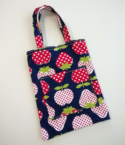 【訳あり】ハンドメイド　ミニバッグ 　フルーツ柄/ apple and strawberry〈24×18〉※一枚仕立て