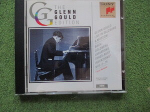 バッハ/ゴールドベルク変奏曲BWV988(1959ザルツブルク録音)、シンフォニアBWV788-801(1957モスクワ録音)。ピアノ：グレン・グールド