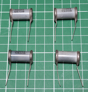 4個セット 選別検査済み ロシア軍用 ビンテージ オイル コンデンサ 0.05uF 200V アンプビルダー様へ 使ってみてください.