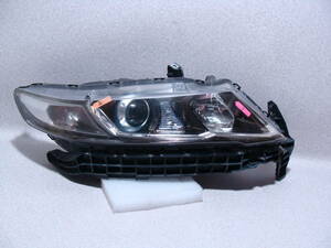 HD46275　RB3　オデッセイアブソルート　ヘッドライト　右　HID　33101-SLE-J01　STANLEY　P7692