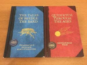 【送料160円】非売品洋書『THE TALES OF BEEDLE THE BARD』『QUIDDITCH THROUGH THE AGES』2冊セット [ホグワーツ][HOGWARTS]