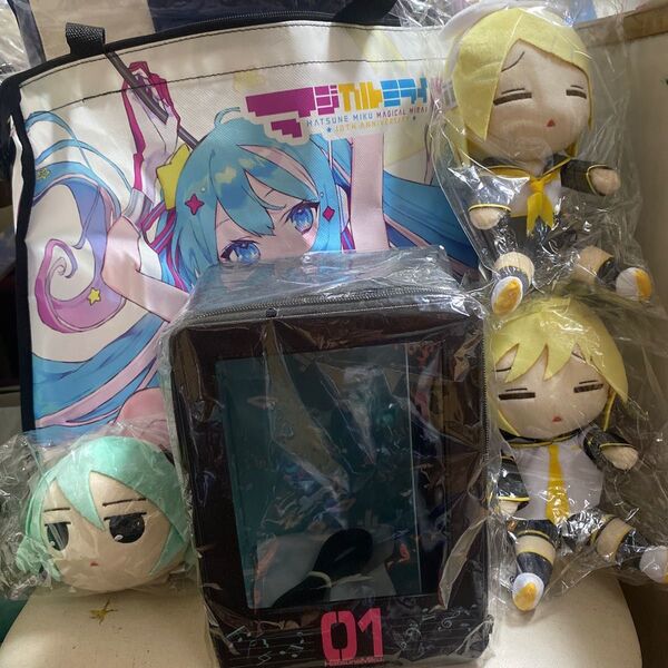 ムービック01 初音ミク ぬいぐるみキャリー