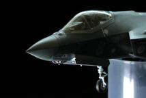 タミヤ 1/48 F-35A 航空自衛隊 第302飛行隊 社外デカール使用_画像9