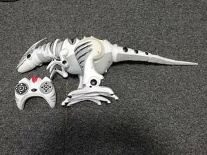 トイザらス　ロボット型恐竜 ロボザウルス ラジコン コントローラー ダイナソー おもちゃ　ジャンク品