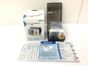 未使用品 OMRON オムロン HEM-6021 デジタル自動血圧計 手首式 大型液晶表示 ワンプッシュスイッチ ケース・電池付き 11322395