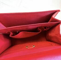 【美品】SATCHI レディース 本革　バッグ　ハンドバッグ　ショルダーバッグ カジュアルバッグ 赤_画像7