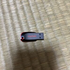 SanDisk USBメモリ 32gb