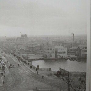 釧路幣舞橋(2枚) 釧路駅 市街風景 1954年 1984年 1957年 キャビネ判(2L判) モノクロ写真 昭和 レトロ 送料無料の画像4