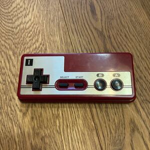 Nintendo ファミリーコンピュータコントローラー型テレビリモコン　現状品　動作未確認　説明書無し　送料210円任天堂