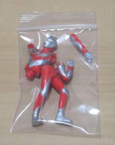 ★中古　ガシャポンHG　ウルトラマン　パート10　光と影・超人大戦編　「ウルトラマンティガ（パワータイプ）」