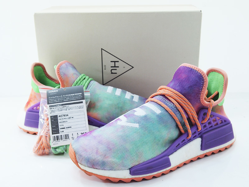 ヤフオク! -「adidas pharrell williams hu nmd」の落札相場・落札価格