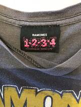 RAMONES ラモーンズ 半袖Tシャツ Sサイズ ビンテージ ニューヨークパンク ロックの殿堂 フェス ユーズド 古着_画像8