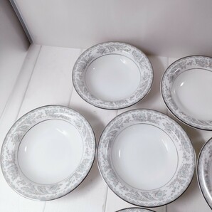 ST6] NORITAKE CHINA 小皿 ６枚 セット 銀縁 BELMONT USデザイン 花柄 陶器 皿 食器 ノリタケ 白 水色 グレーの画像4