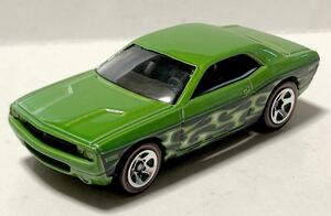 レア Walmart 限定 レッドライン バリエーション 2006 Dodge Challenger Concept ダッジ チャレンジャー コンセプト Phil Riehlman 2012