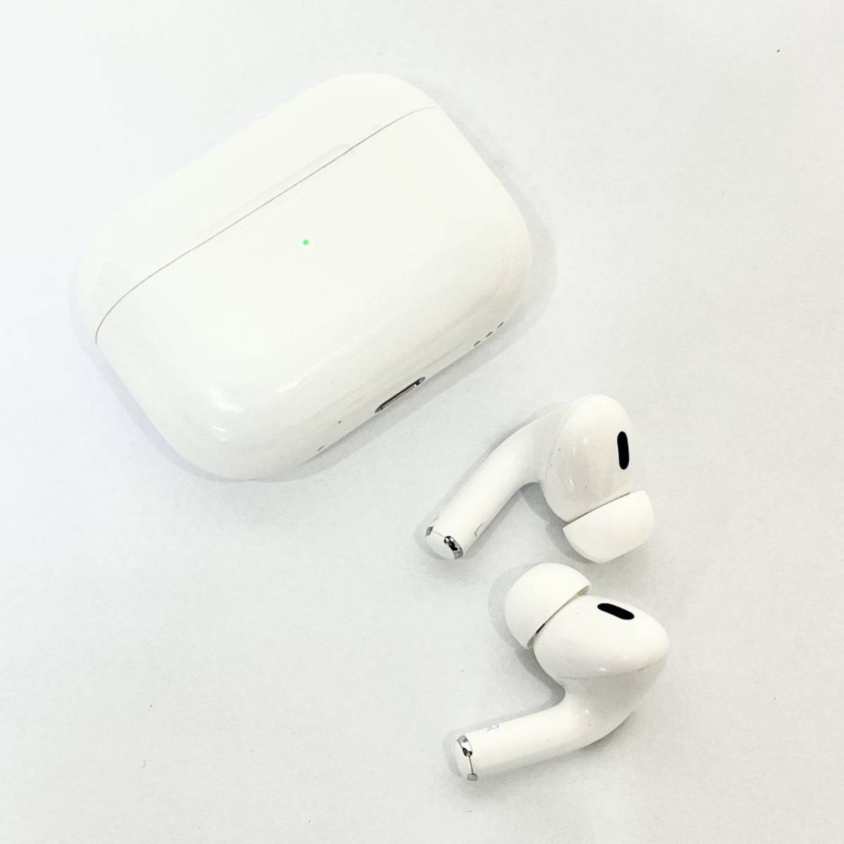 TAG・未開封品】 Apple AirPods Pro 第2世代MQD83J/A 〈93-230805-TM-4