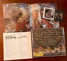 （ほぼ新品 未使用）KEISHA★ケシャ『ANIMAL アニマル』全18曲 日本独自企画盤、ステッカー付属。_画像5