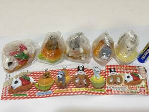 アニコラシリーズ　いぬぱん12 むチワワパン（たまご）入り　5種 ガシャポン Gashapon Dog with Bread