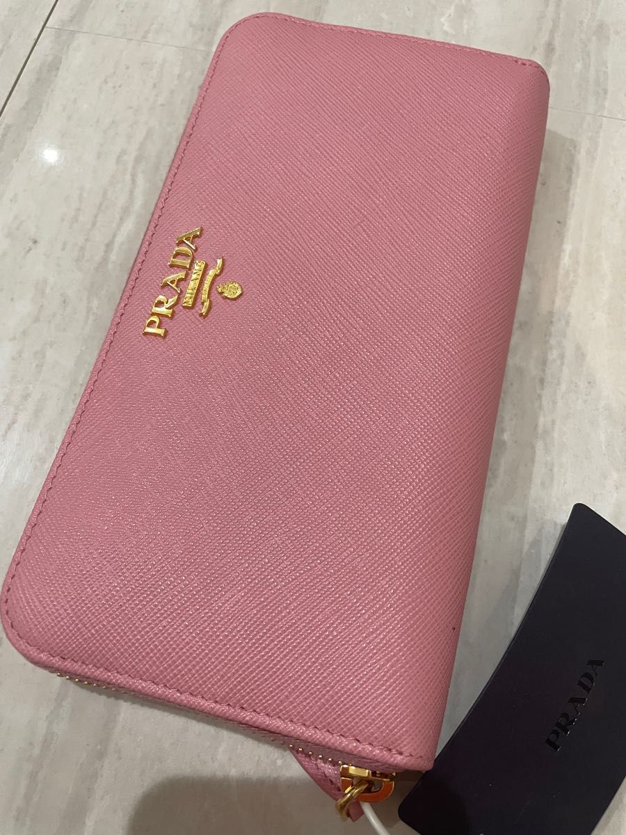 限定価格】813 PRADA プラダ 2つ折り長財布 レター型-