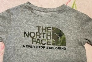 ザ・ノースフェイス★半袖Tシャツ★120★グレー・カモフラージュ風ロゴ・マーク★THE NORTH FACE★半袖シャツ