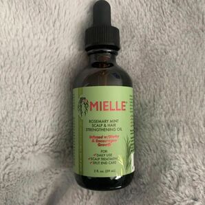 Mielle Organics Rosemary Mint Scalp & Hair Strengthening Oil