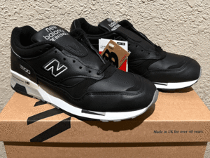 国内正規品 UK製 オールレザー New Balance M1500BK US9.5 27.5cm ブラック 新品未使用 イギリス英国製 NB 黒 スニーカー Made In England