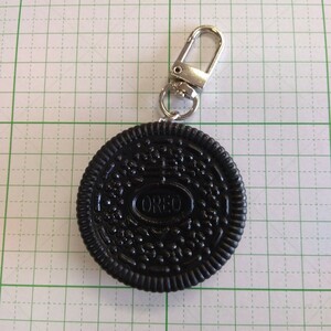 オレオ　クッキー　キーホルダー　キーリング　OREO　食品サンプル　アメトイ　アメ雑　お菓子