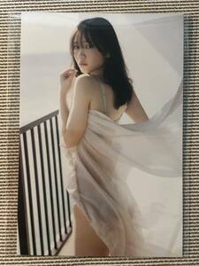 即決★新品★乃木坂46 田村真佑★1st写真集 『 恋に落ちた瞬間 』★封入特典 メッセージ付き ポストカード