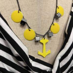 マリン50sセーラー黄色ジュエリー40sアンカービンテージ夏ボーダーベイクライト風ロカビリー ネックレス パンクロック昭和レトロハワイ