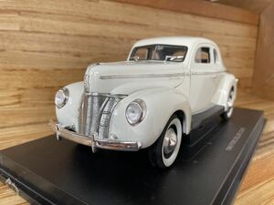 1/18　1940年式　フォードデラックスクーペ　Ford Coupe イーグルレース　ミニカー